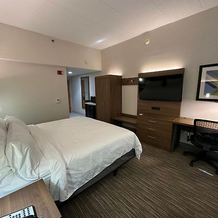 Holiday Inn Express Edgewood-Aberdeen-Bel Air Dış mekan fotoğraf