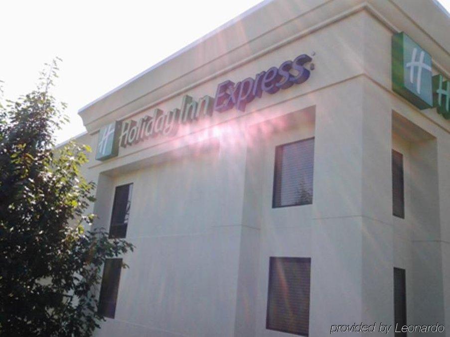 Holiday Inn Express Edgewood-Aberdeen-Bel Air Dış mekan fotoğraf